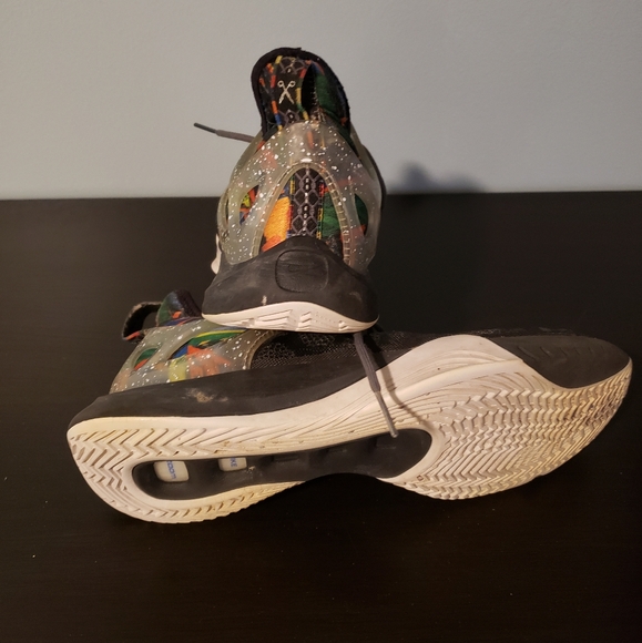 Men's Nike Zoom Hyperrev Basketball Shoes - size 9 - Picture 6 of 8